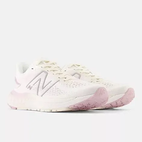 NEW BALANCE WOMEN'S FRESH FOAM X 880 V12 WHITE/PINK RUNNING SHOES